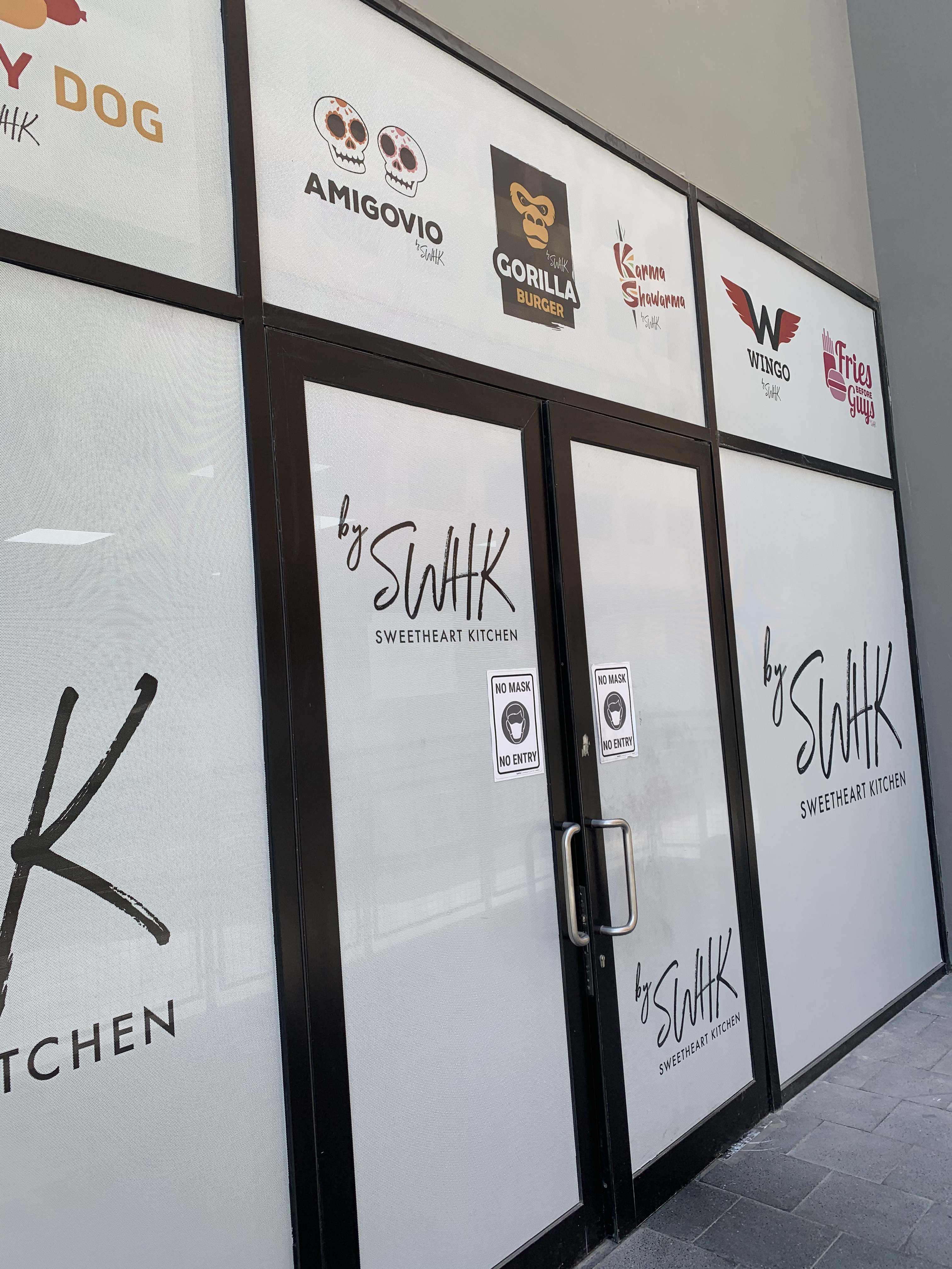 Façade Sweetheart Kitchen avec les marques opérées